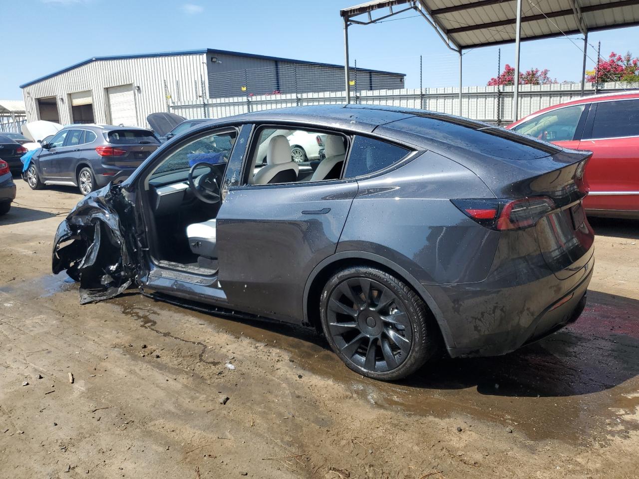 2024 TESLA MODEL Y  VIN:7SAYGDED0RF015097