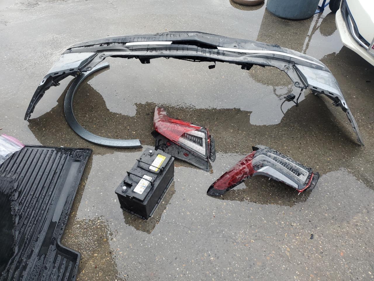 2024 CADILLAC XT5 LUXURY VIN:1GYKNAR48RZ734376