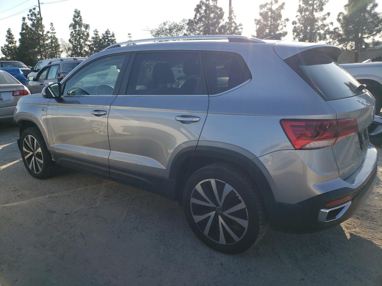 2022 VOLKSWAGEN TAOS SE VIN:3VVTX7B22NM002161