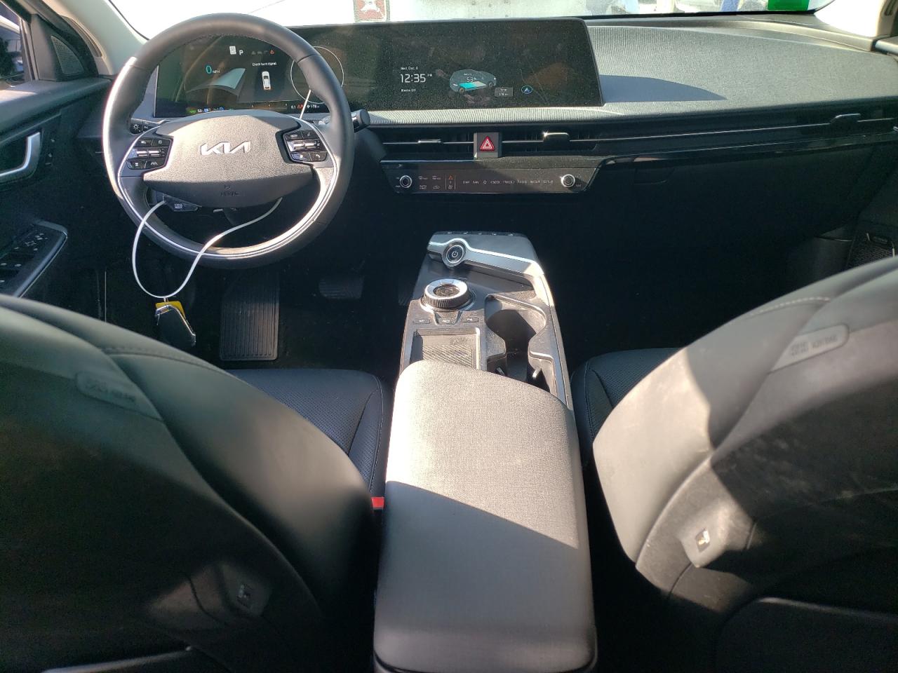 2022 KIA EV6 LIGHT VIN:KNDC3DLC2N5055061