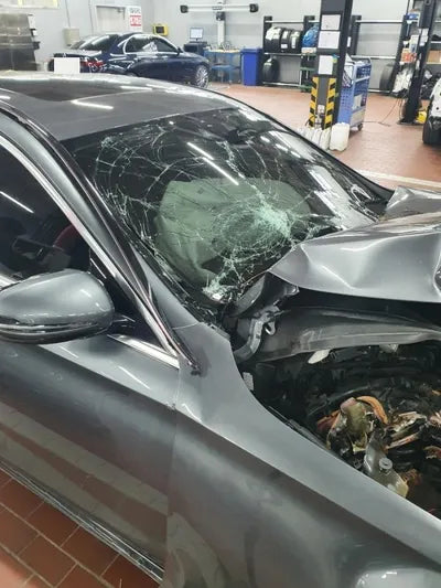 2018 Mercedes-Benz E 220 WDDZF0EB7JA450990 VIN:WDDZF0EB7JA450990