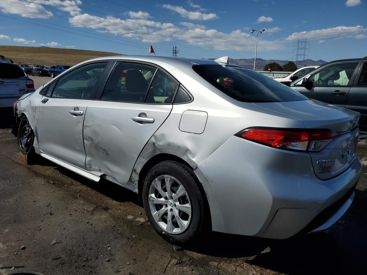 2022 TOYOTA COROLLA LE VIN:JTDEPMAE6N3000528