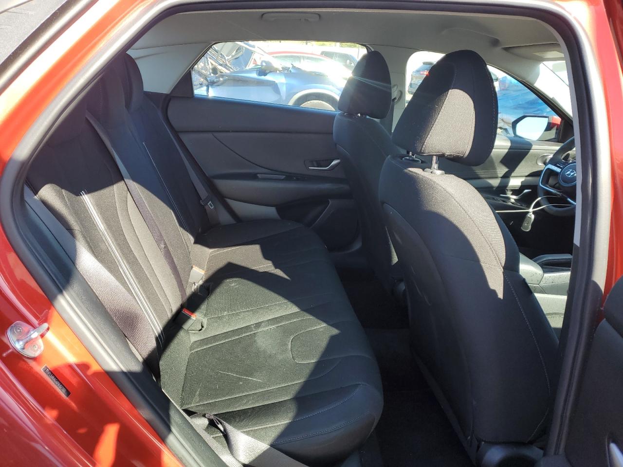 2022 HYUNDAI ELANTRA SEL VIN:5NPLM4AG6NH071105