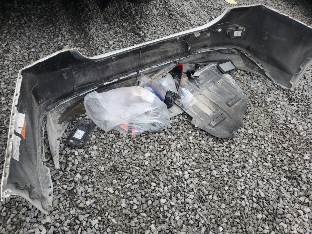 2022 CHEVROLET MALIBU LS VIN:1G1ZC5ST7NF186359