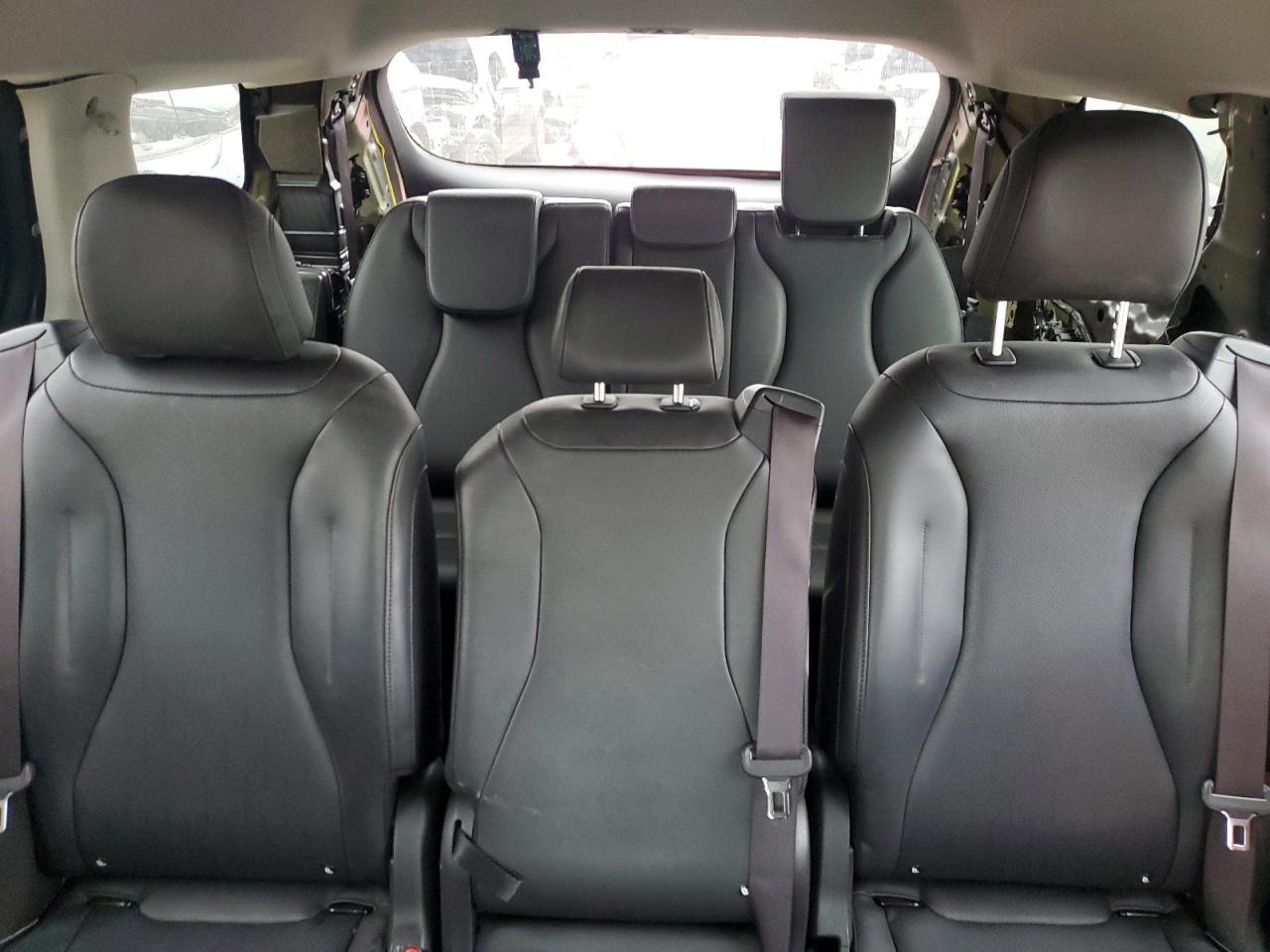 2024 KIA CARNIVAL LX VIN:KNDNB4H30R6433818