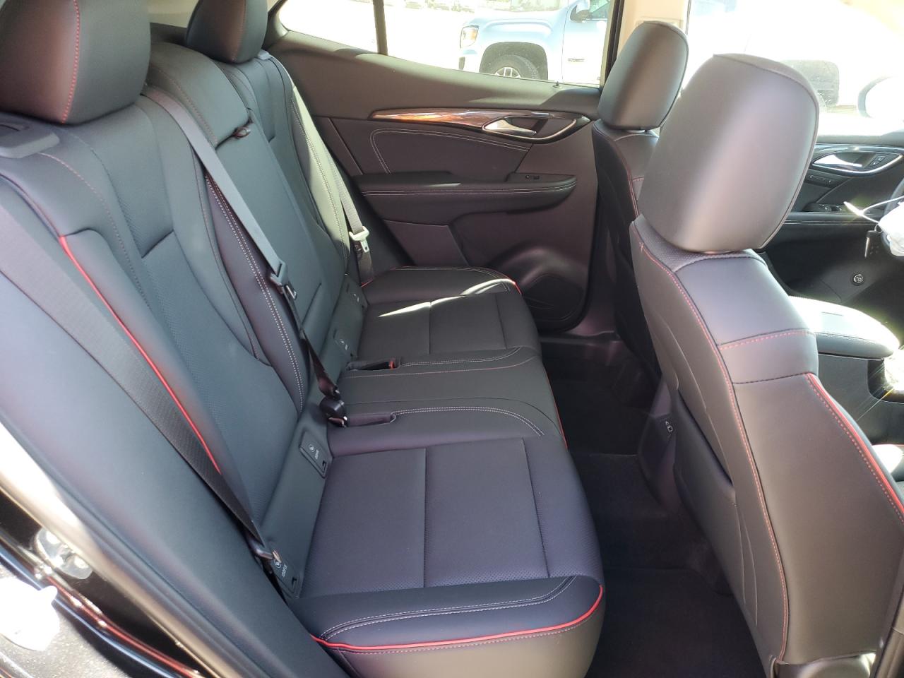 2022 BUICK ENVISION ESSENCE VIN:LRBFZNR45ND162238