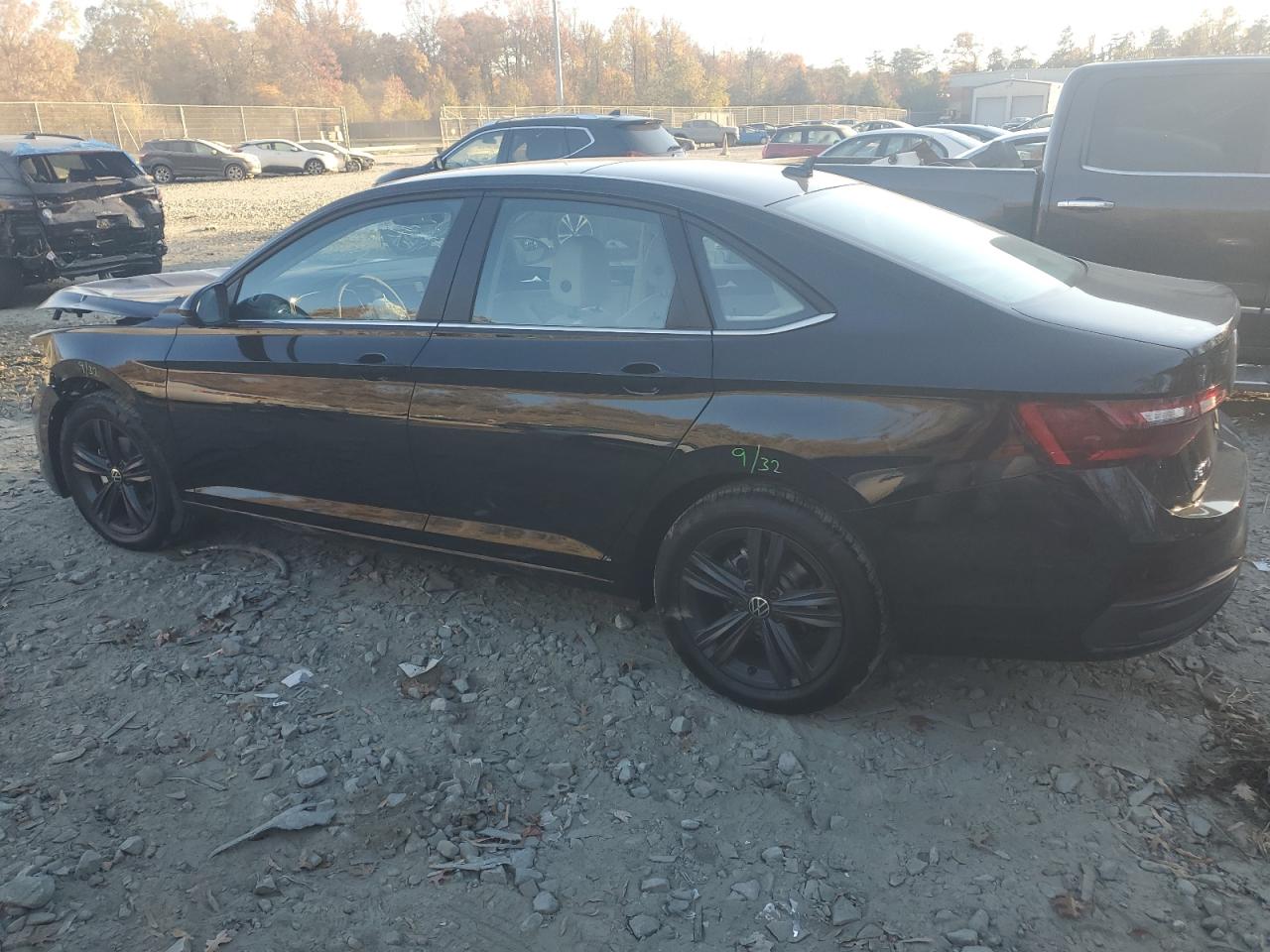 2024 VOLKSWAGEN JETTA SE VIN:3VW7M7BU8RM090999