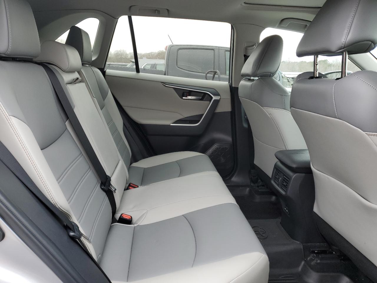 2022 TOYOTA RAV4 XLE PREMIUM VIN:2T3C1RFV0NC194616