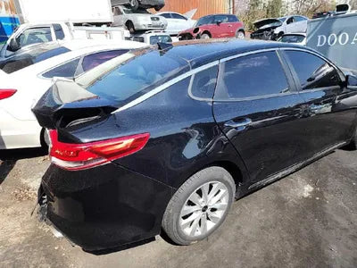 2016 Kia K5 KNAGX411BGA088984 VIN:KNAGX411BGA088984