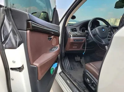 2017 Maserati GranTurismo VIN: