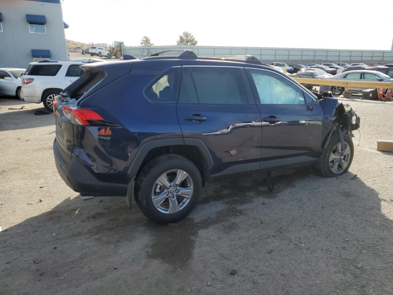 2024 TOYOTA RAV4 XLE VIN:2T3W1RFV8RW355781