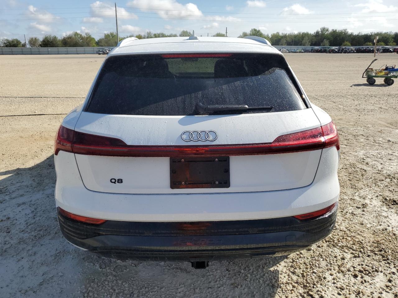 2024 AUDI Q8 E-TRON PRESTIGE VIN:WA16AAGE2RB013276