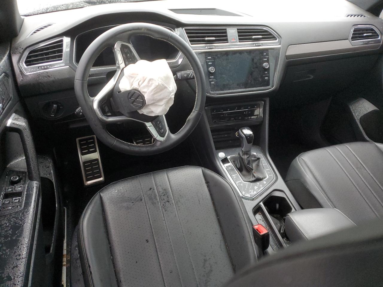 2023 VOLKSWAGEN TIGUAN SE R-LINE BLACK VIN:3VVCB7AX4PM075045