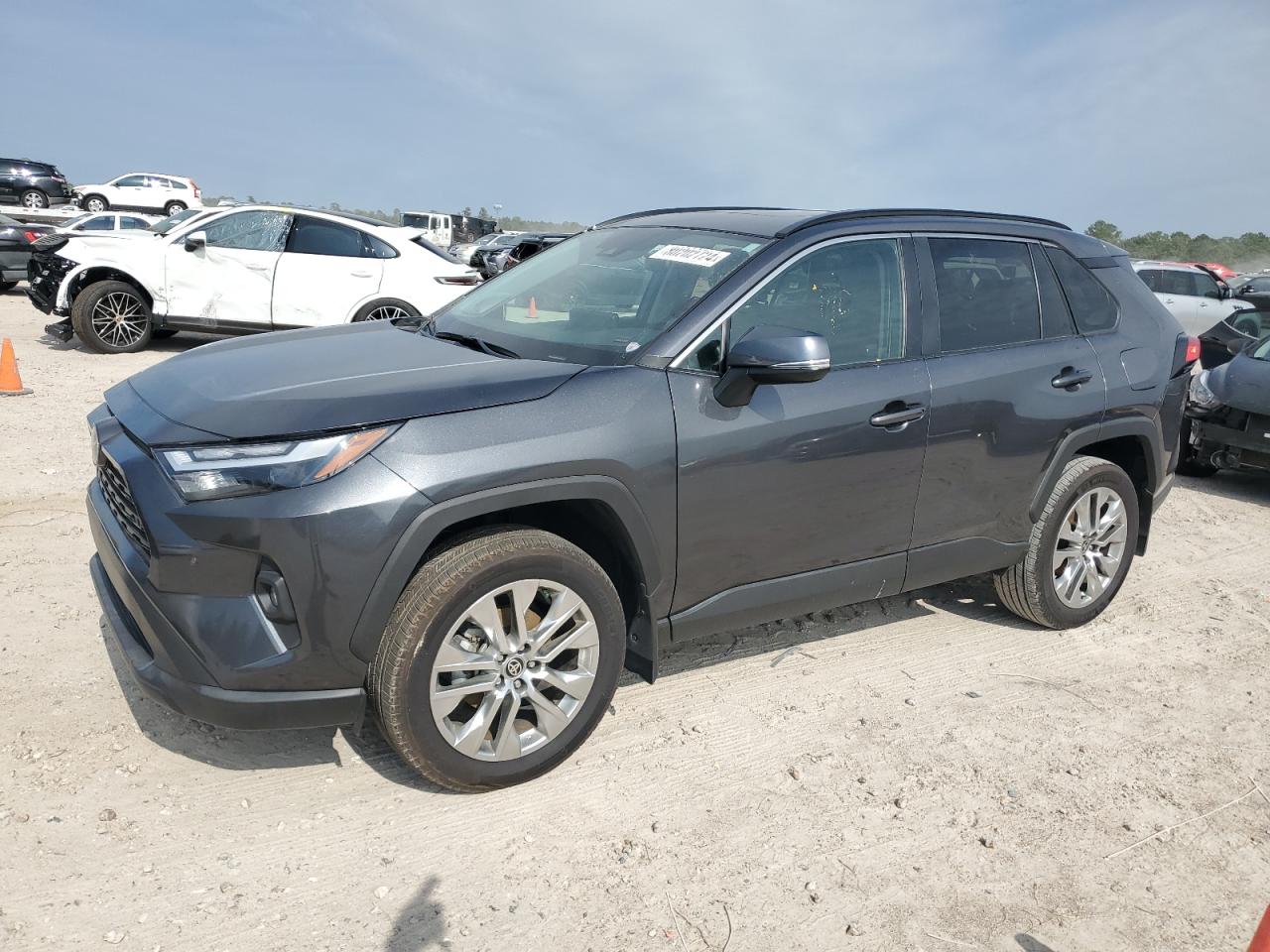 2024 TOYOTA RAV4 XLE PREMIUM VIN:2T3C1RFV0RC259437