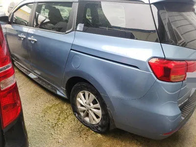 2015 Kia Carnival VIN: