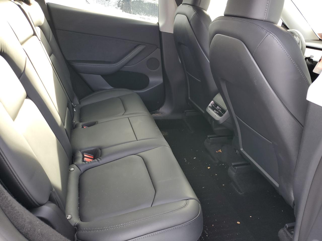 2023 TESLA MODEL Y  VIN:7SAYGDEE8PA043653
