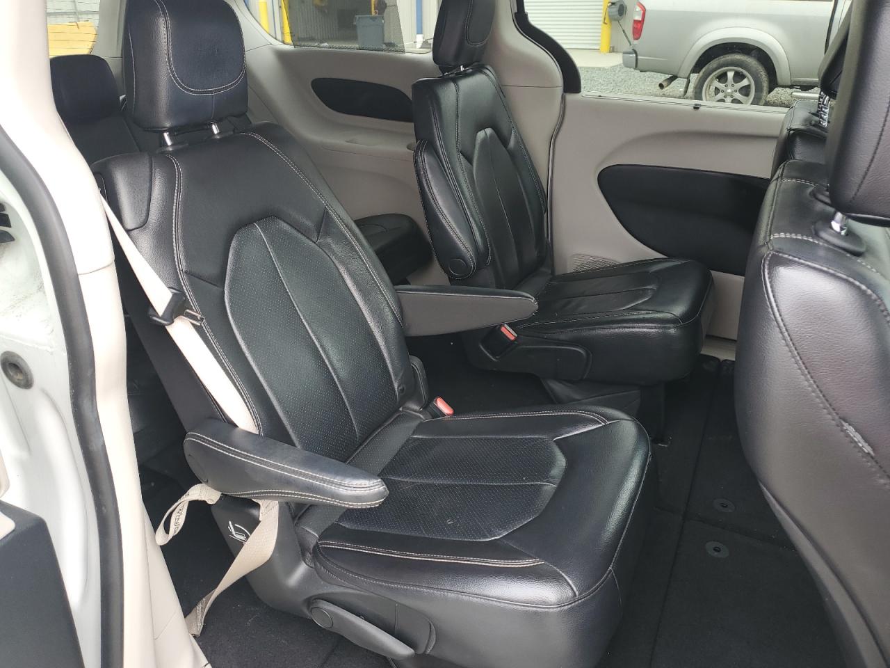 2022 CHRYSLER PACIFICA TOURING L VIN:2C4RC1BG8NR115182