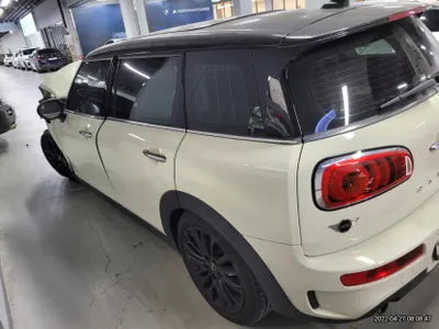 2018 MINI Clubman VIN: