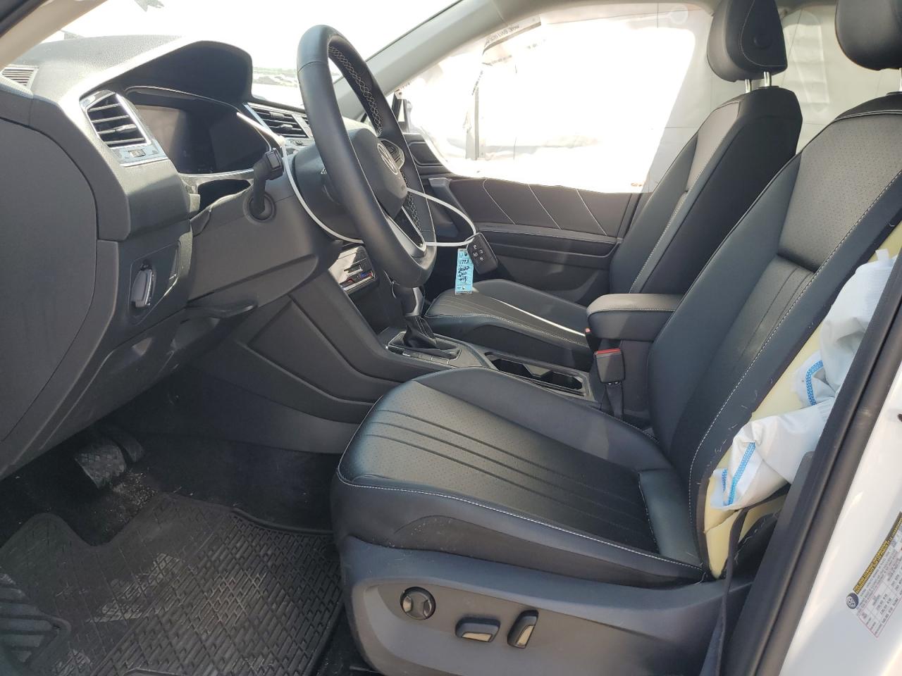 2022 VOLKSWAGEN TIGUAN SE VIN:3VV3B7AX5NM119373