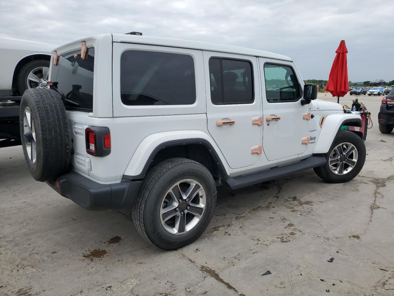 2022 JEEP WRANGLER UNLIMITED SAHARA VIN:1C4HJXEG0NW240264