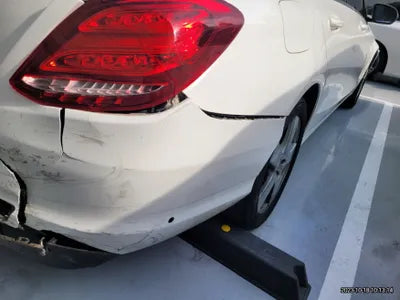 2016 Mercedes-Benz C 200 VIN: