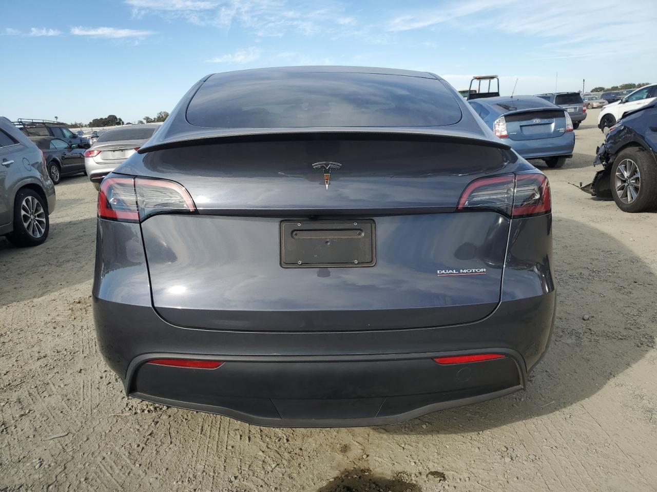 2023 TESLA MODEL Y  VIN:7SAYGDEFXPF850123