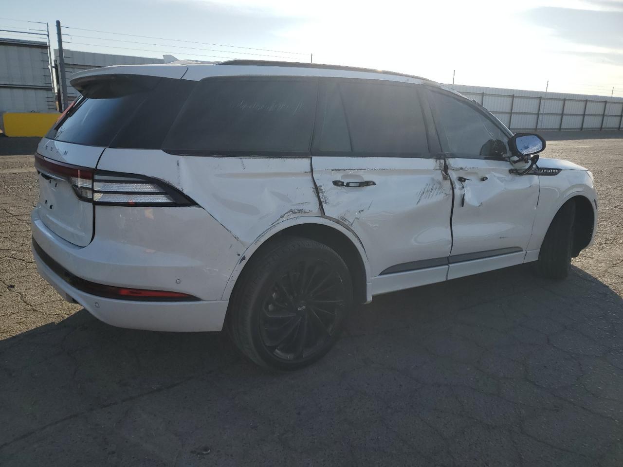 2023 LINCOLN AVIATOR RESERVE VIN:5LM5J7XC3PGL07538