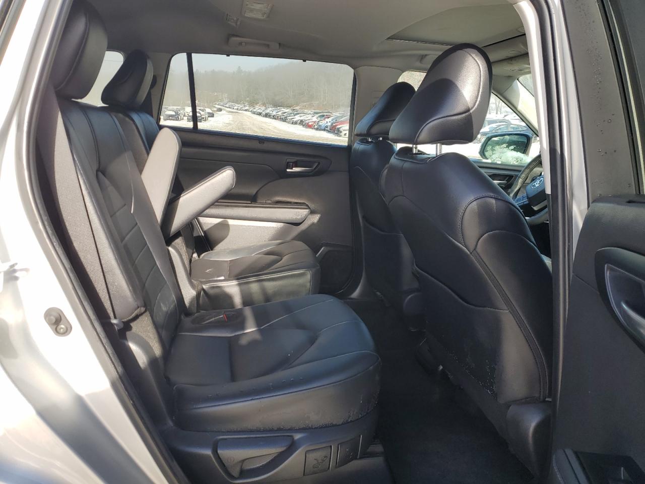 2024 TOYOTA HIGHLANDER LE VIN:5TDKDRAH3RS534450