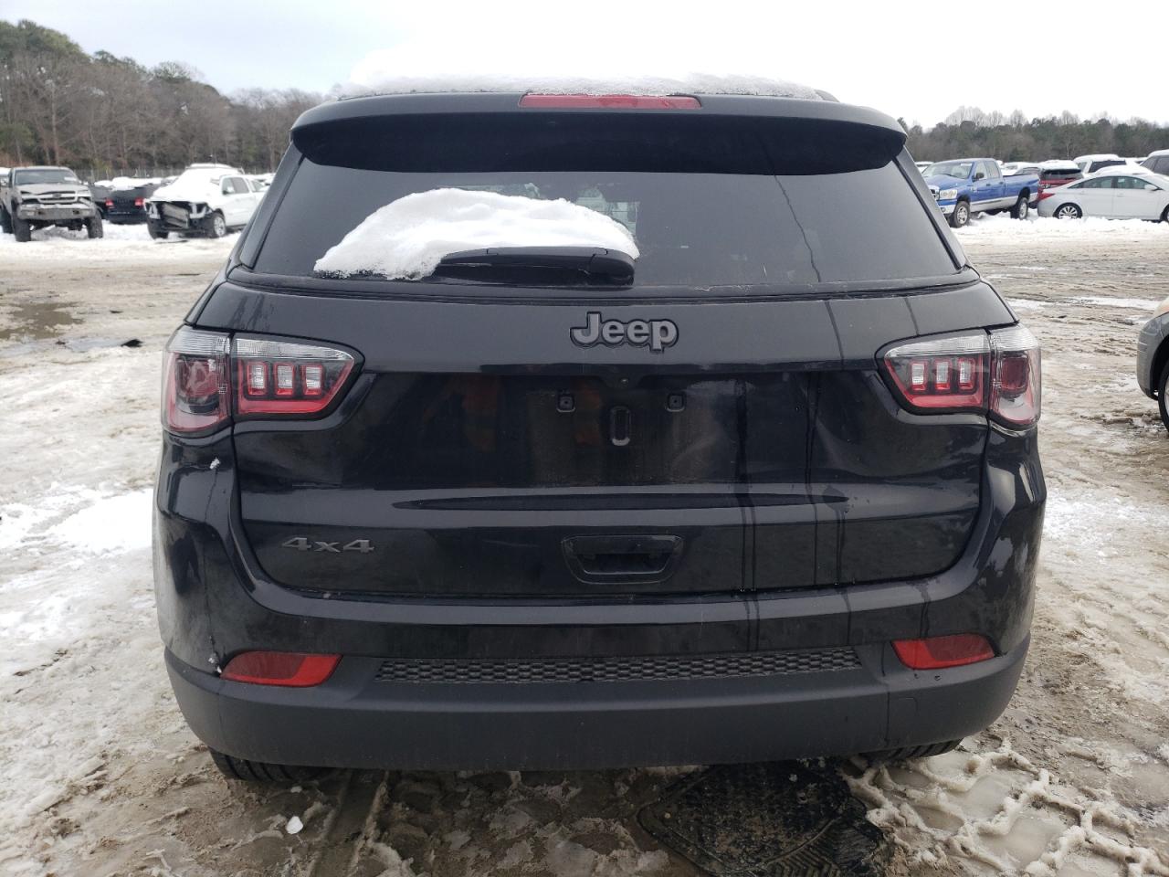 2024 JEEP COMPASS LATITUDE VIN:3C4NJDBN8RT102892