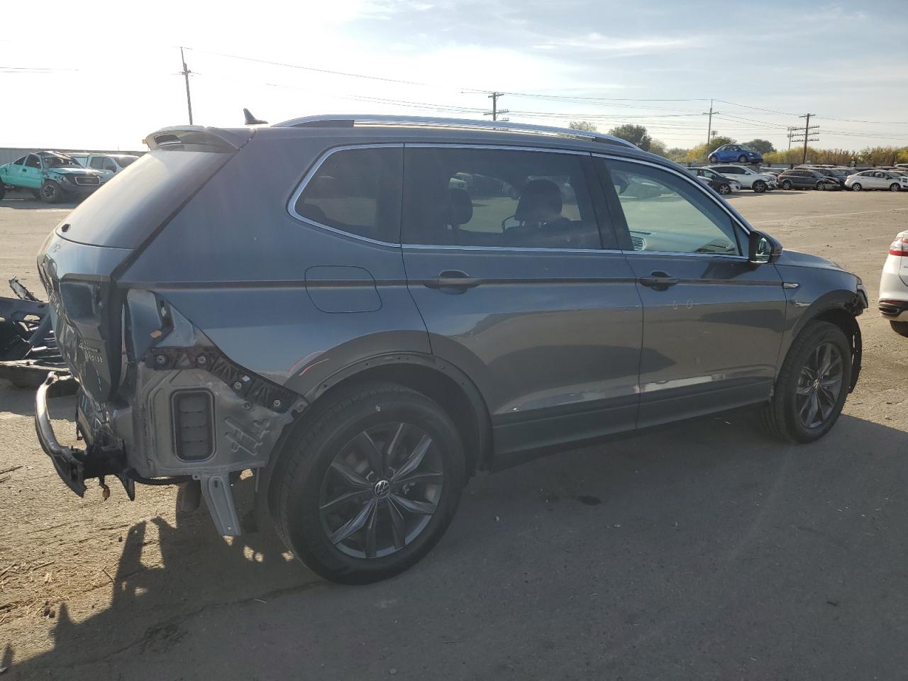 2024 VOLKSWAGEN TIGUAN SE VIN:3VV2B7AX4RM002238