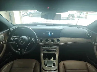 2021 Mercedes-Benz E 300 VIN: