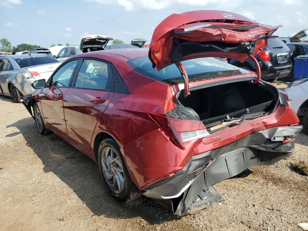 2024 HYUNDAI ELANTRA SEL VIN:KMHLM4DG9RU721533