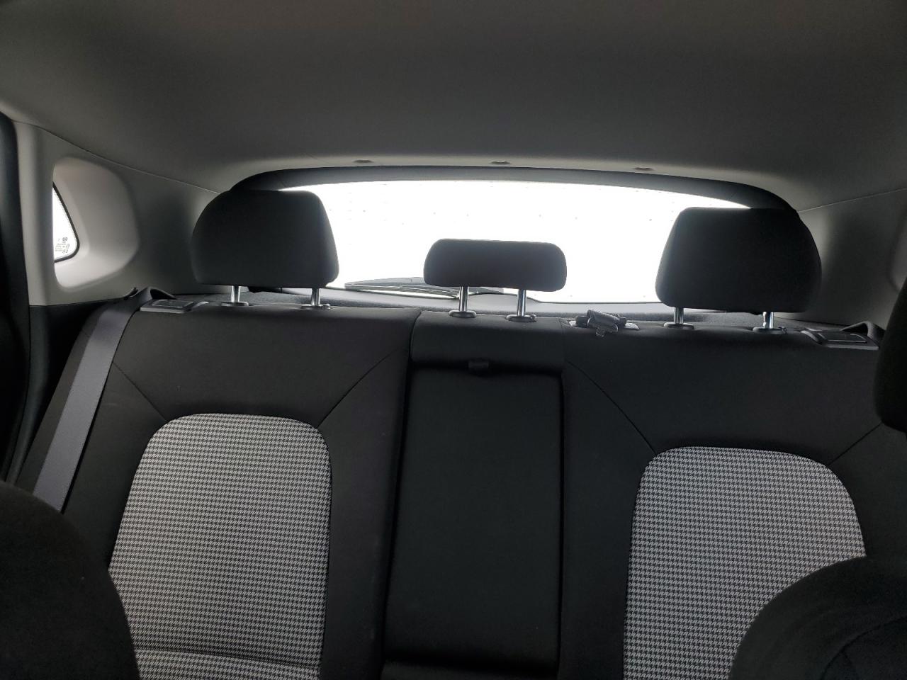 2022 HYUNDAI KONA SEL VIN:KM8K22AB1NU850584