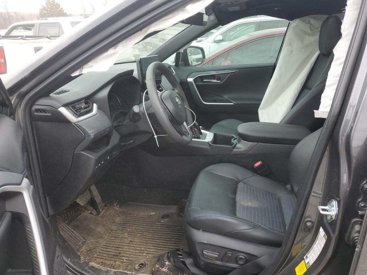 2024 TOYOTA RAV4 XSE VIN:2T3E6RFVXRW067161