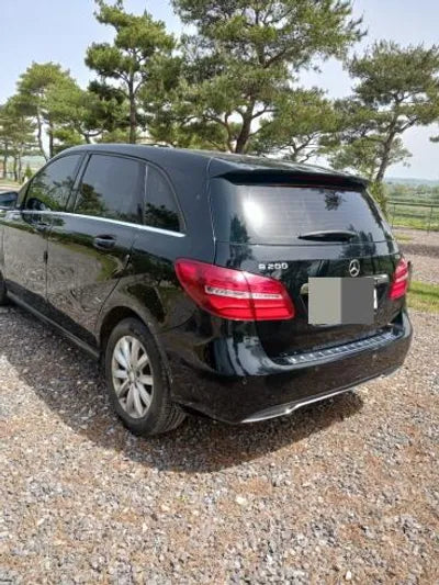 2015 Mercedes-Benz B 200 VIN: