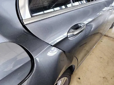 2017 Mercedes-Benz E 200 WDDZF4CB8HA120828 VIN:WDDZF4CB8HA120828