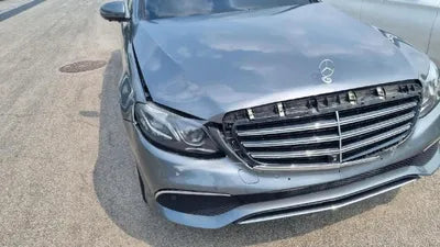 2018 Mercedes-Benz E 300 VIN: