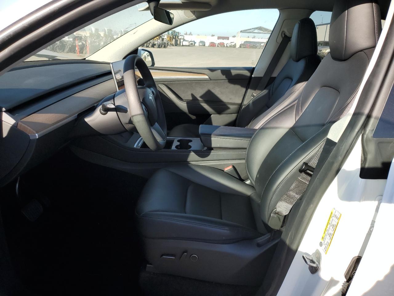 2023 TESLA MODEL Y  VIN:7SAYGDEE5PA130152