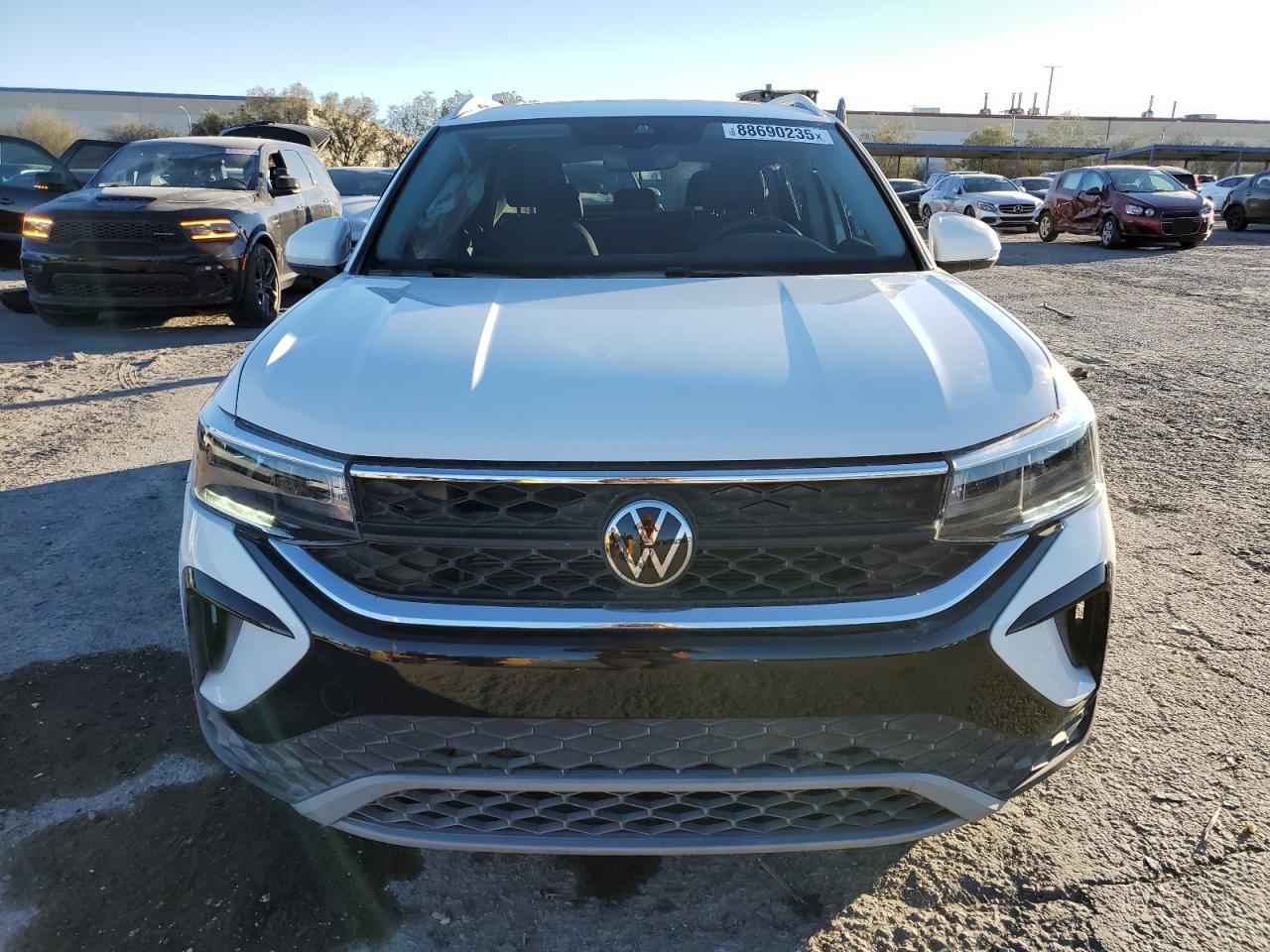 2024 VOLKSWAGEN TAOS SE VIN:3VVEX7B24RM002595