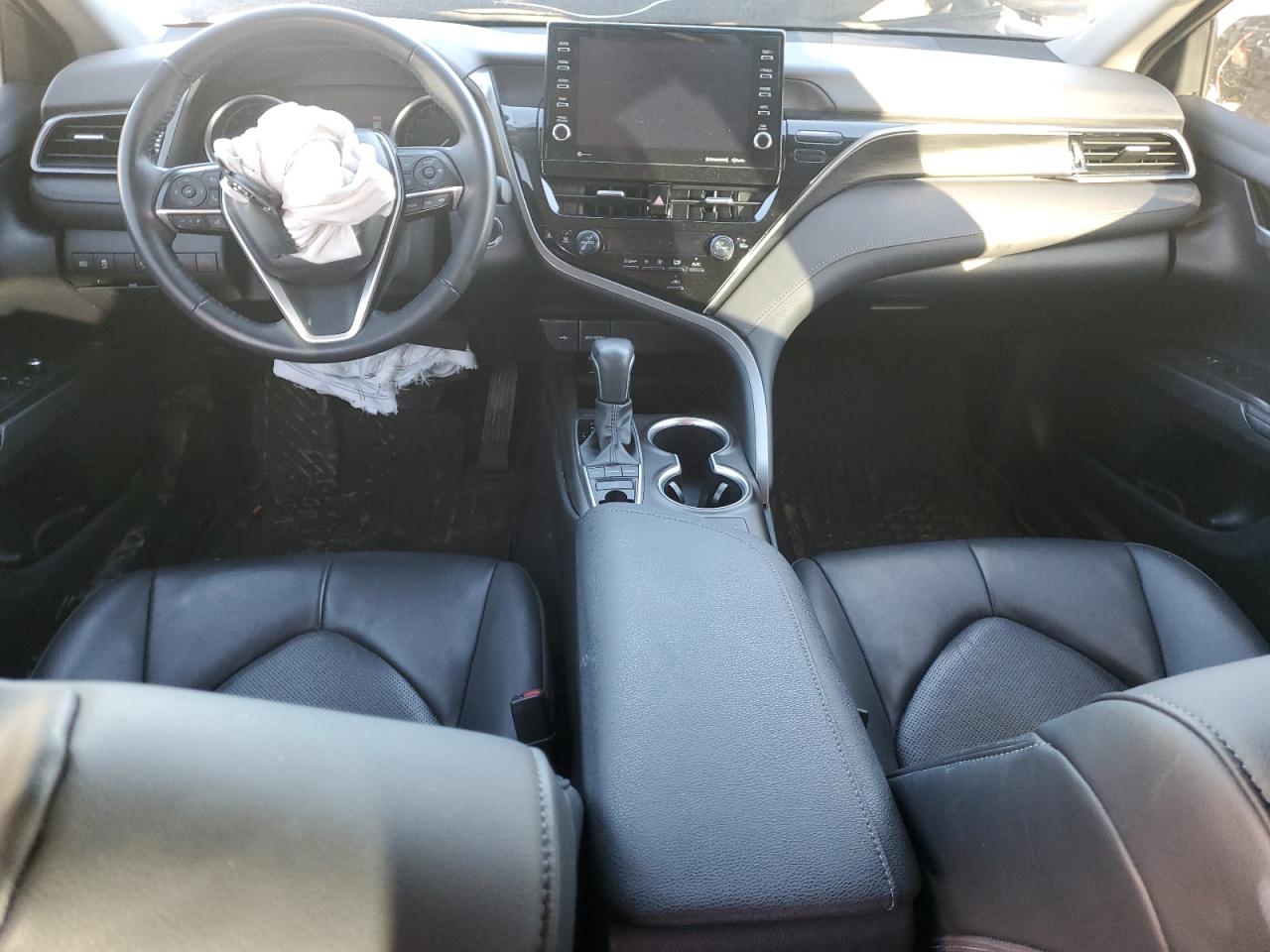 2024 TOYOTA CAMRY XLE VIN:4T1F11AK5RU840824