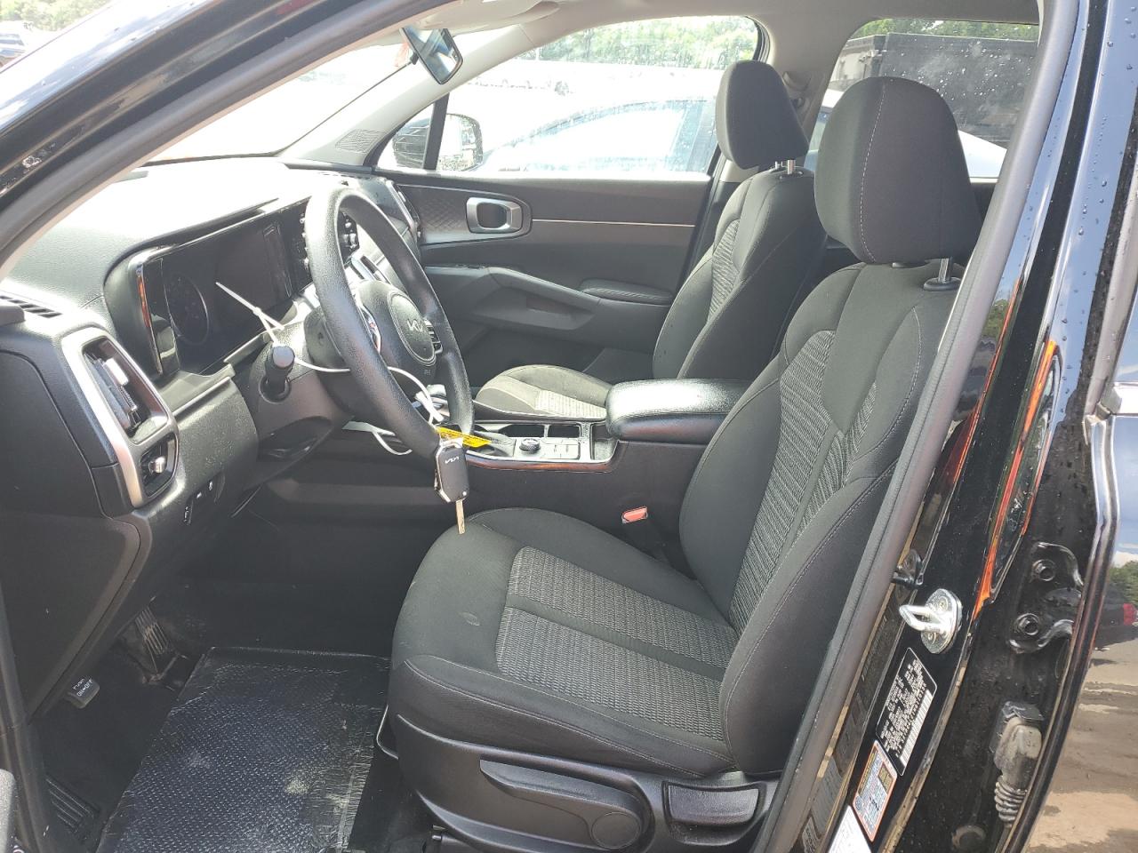 2022 KIA SORENTO LX VIN:5XYRG4LC1NG110136