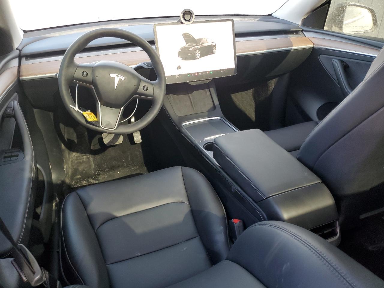 2024 TESLA MODEL Y  VIN:7SAYGDED9RF094365