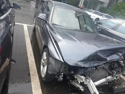 2017 BMW 330 WBA8B9103HK704643 VIN:WBA8B9103HK704643