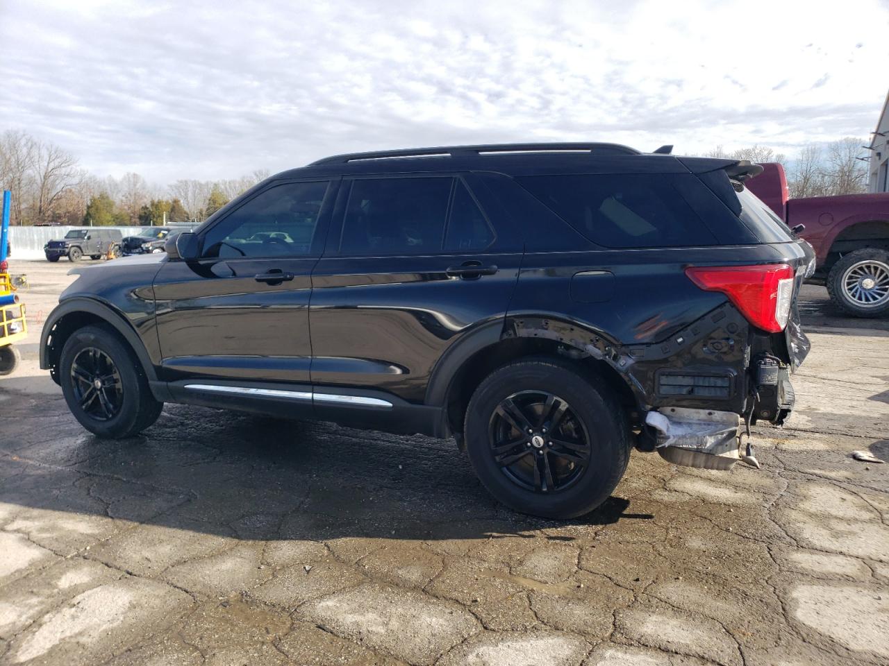 2022 FORD EXPLORER XLT VIN:1FMSK8DHXNGB74217