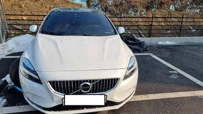 2018 Volvo V40 YV1MV79K0J2508290 VIN:YV1MV79K0J2508290
