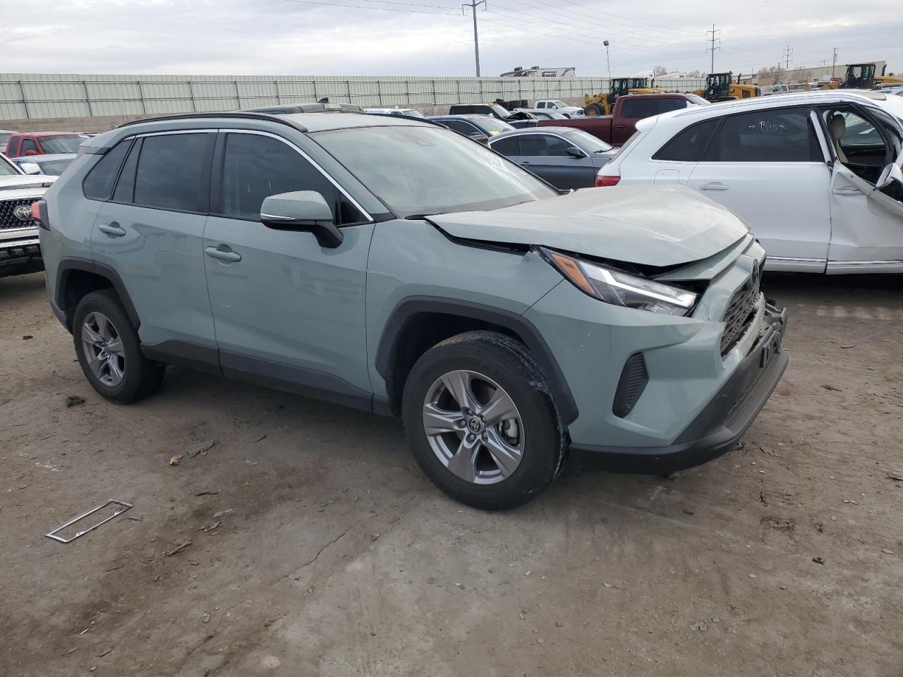 2022 TOYOTA RAV4 XLE VIN:2T3W1RFV0NW189461