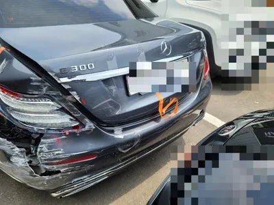 2020 Mercedes-Benz E 300 VIN: