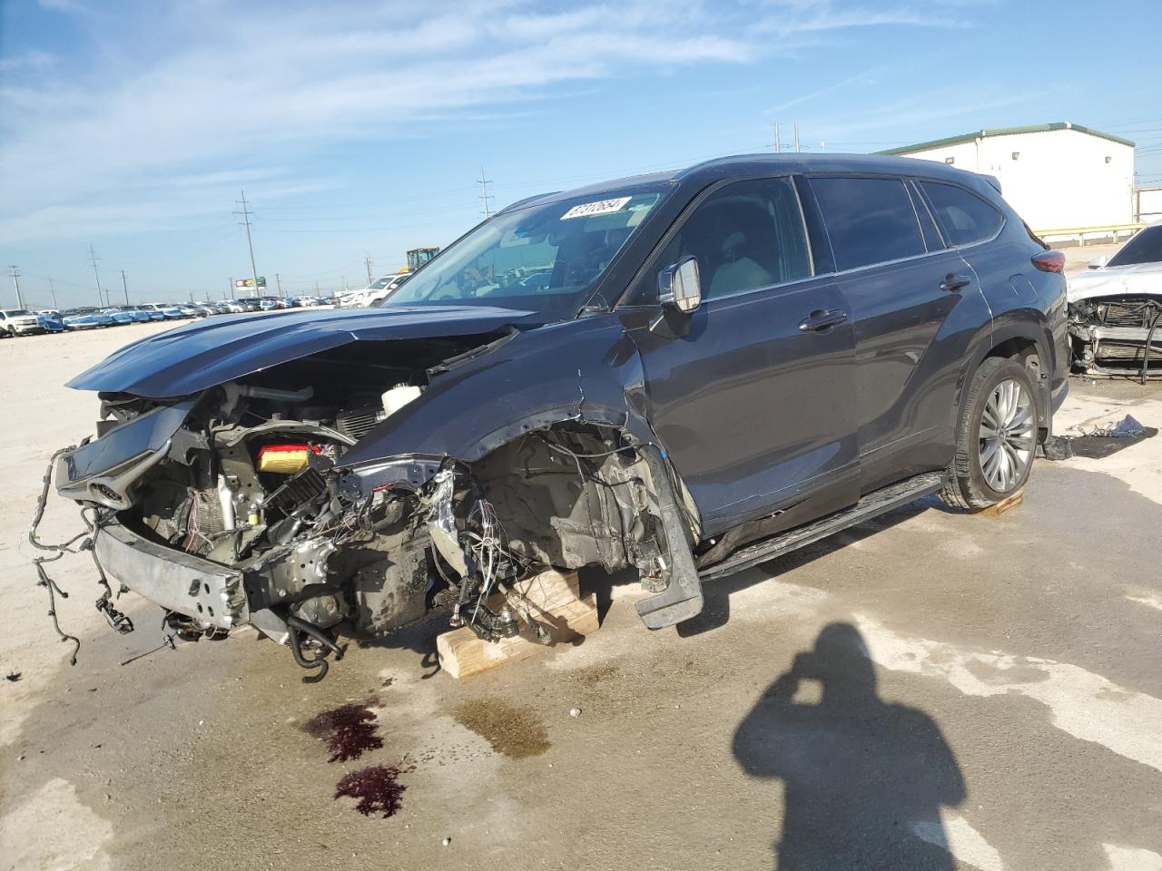 2022 TOYOTA HIGHLANDER PLATINUM VIN:5TDFZRAH4NS124236
