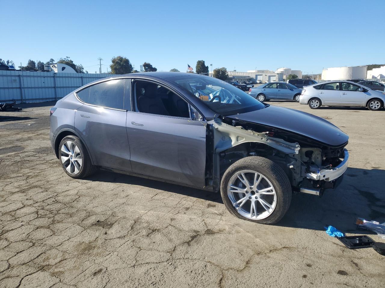 2023 TESLA MODEL Y  VIN:7SAYGDED6PF979667