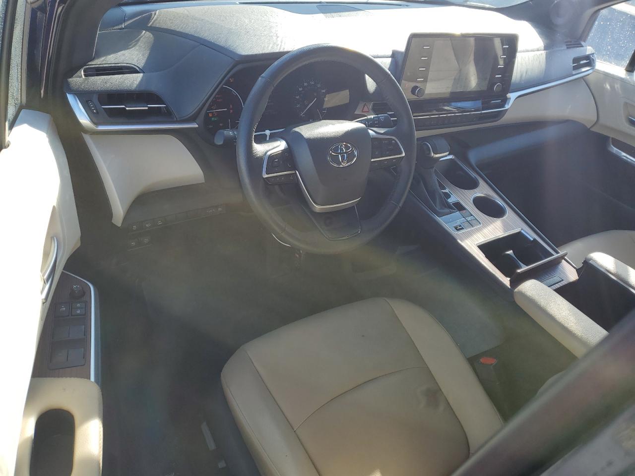 2024 TOYOTA SIENNA XLE VIN:5TDJSKFC6RS109729